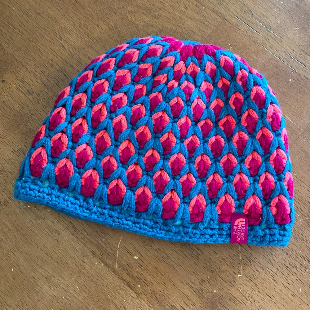 The North Face beanie hat. GUC
